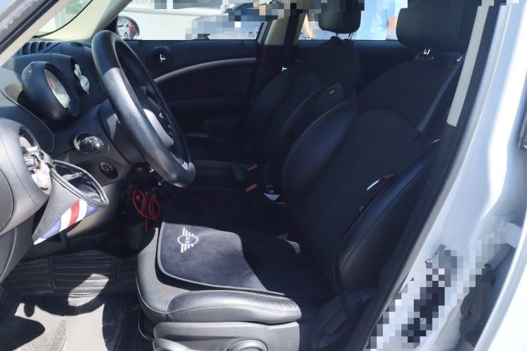 Used MINI Countryman 2011 1.6L COOPER Fun Left Front Seat