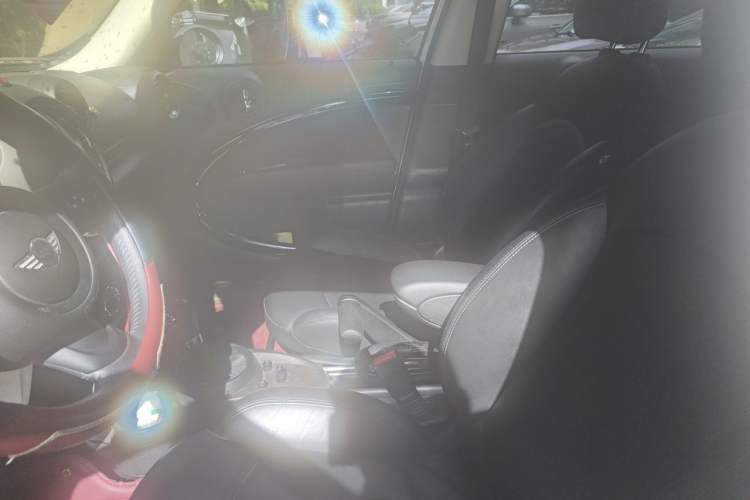 Used MINI Countryman 2011 1.6L COOPER Fun Left Front Seat