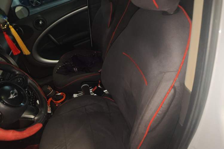 Used MINI Countryman 2011 1.6L COOPER Fun Left Front Seat