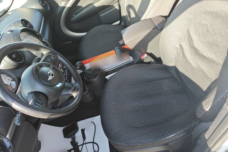 Used MINI Countryman 2011 1.6L ONE Left Front Seat