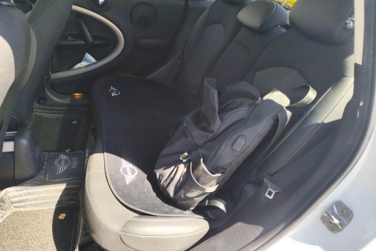 Used MINI Countryman 2011 1.6L COOPER Fun Left Rear Seat