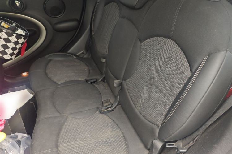 Used MINI Countryman 2011 1.6L COOPER Fun Left Rear Seat