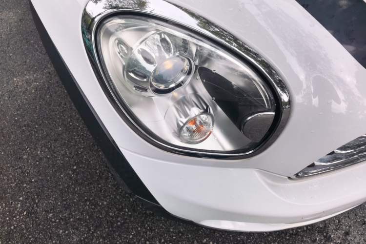 Used MINI Countryman 2011 1.6L COOPER Excitement Right Front Headlight