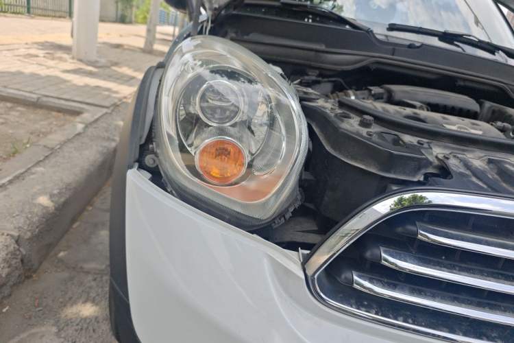 Used MINI Countryman 2011 1.6L COOPER Fun Right Front Headlight