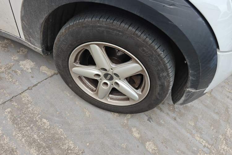 Used MINI Countryman 2011 1.6L ONE Right Front Wheel Hub