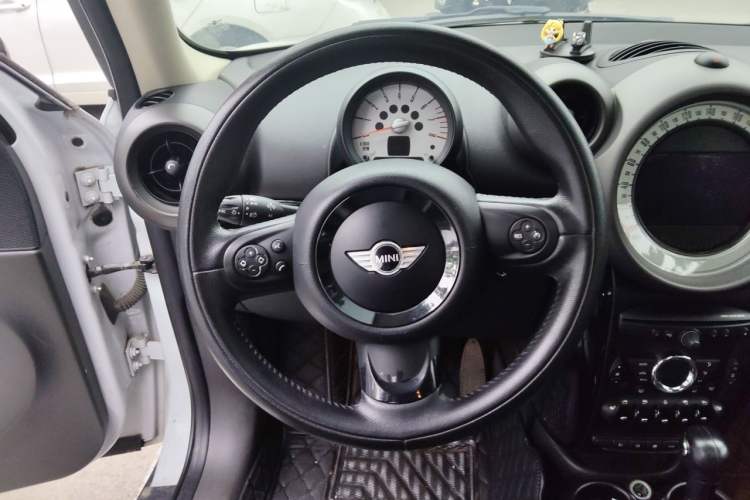 Used MINI Countryman 2011 1.6L COOPER Excitement Steering Wheel