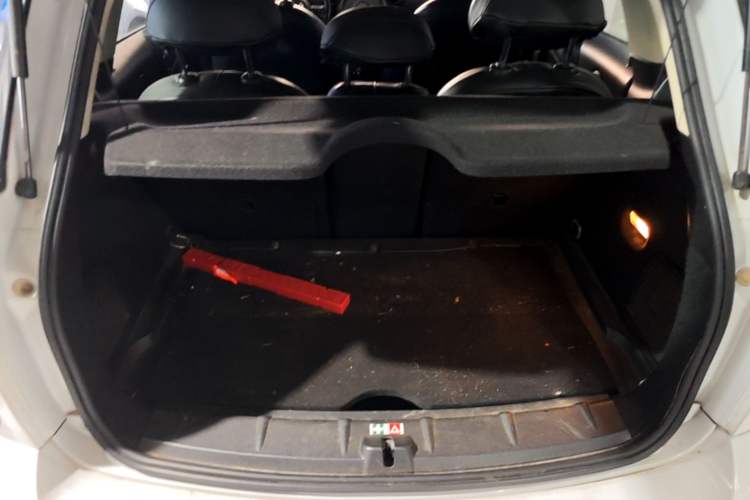 Used MINI Countryman 2011 1.6L ONE Trunk