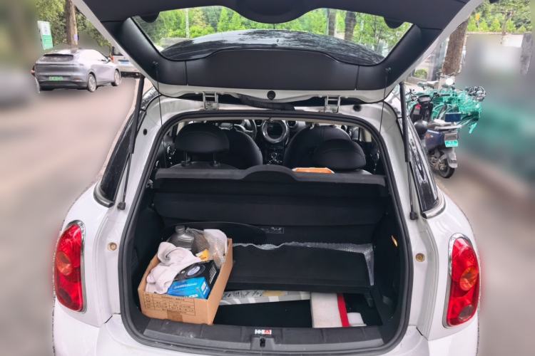 Used MINI Countryman 2011 1.6L COOPER Excitement Trunk