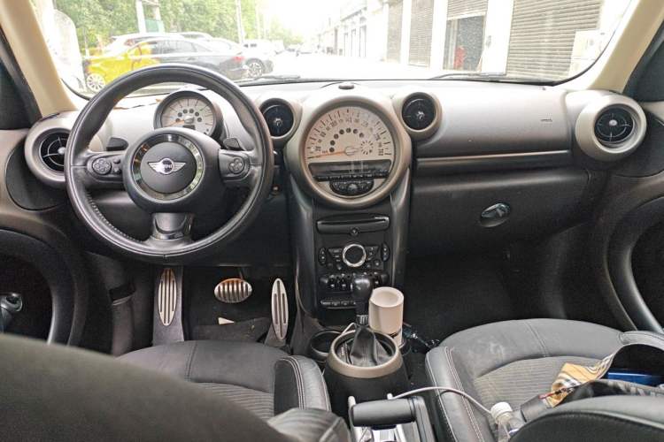 Used MINI Countryman 2012 1.6T COOPER S Center Console