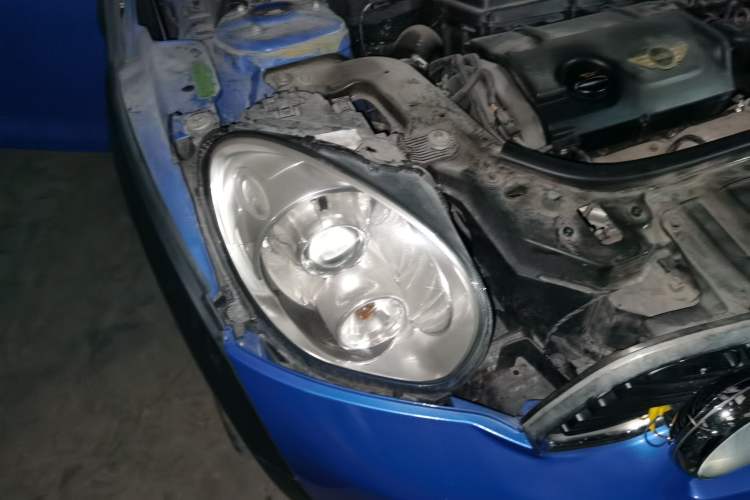 Used MINI Countryman 2012 1.6T COOPER S Right Front Headlight