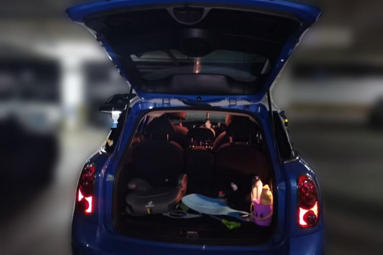 Used MINI Countryman 2012 1.6T COOPER S Trunk