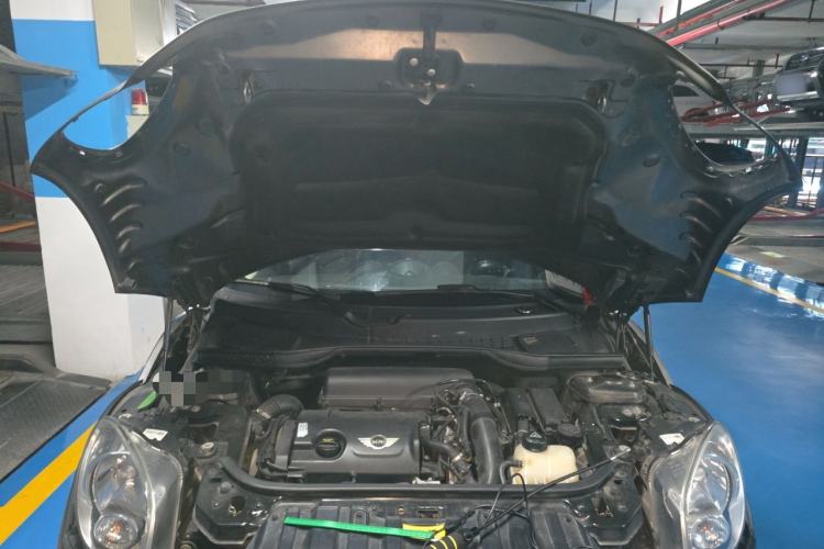 Used MINI Countryman 2012 1.6T COOPER S Engine Bay