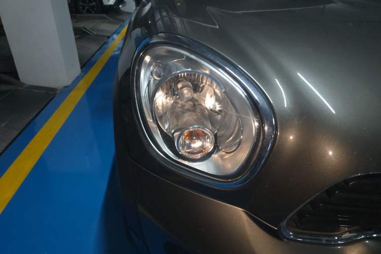 Used MINI Countryman 2012 1.6T COOPER S Right Front Headlight