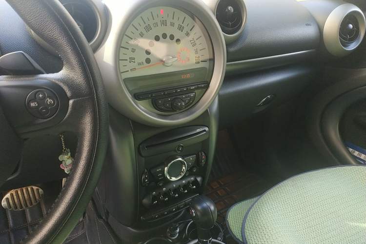 Used MINI Countryman 2012 1.6T COOPER S Audio And AC Panel