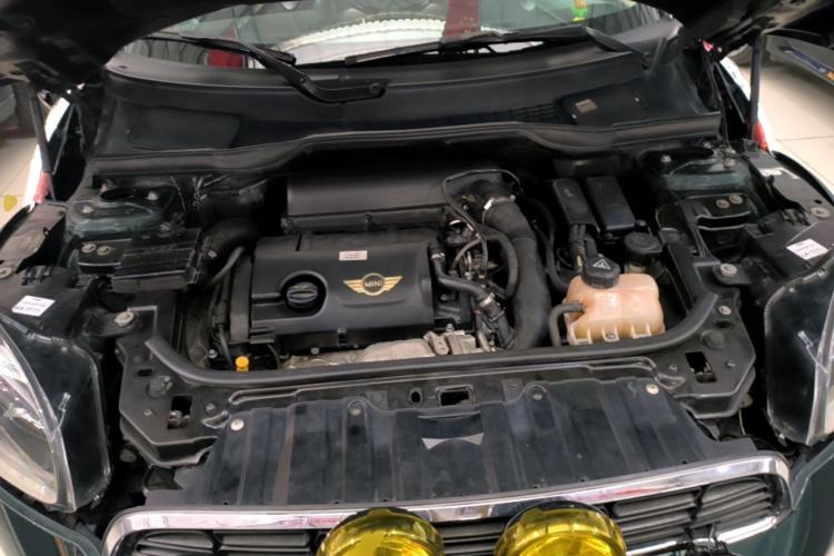 Used MINI Countryman 2012 1.6T COOPER S Engine Bay