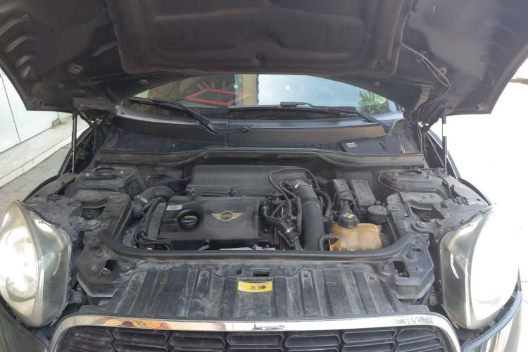 Used MINI Countryman 2012 1.6T COOPER S Engine Bay
