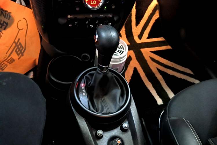 Used MINI Countryman 2012 1.6T COOPER S Gear Lever