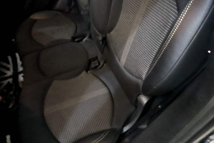 Used MINI Countryman 2012 1.6T COOPER S Left Rear Seat