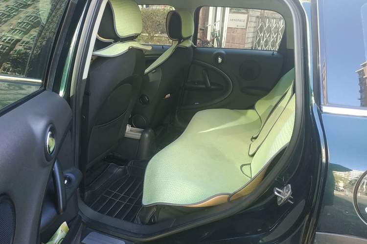 Used MINI Countryman 2012 1.6T COOPER S Left Rear Seat