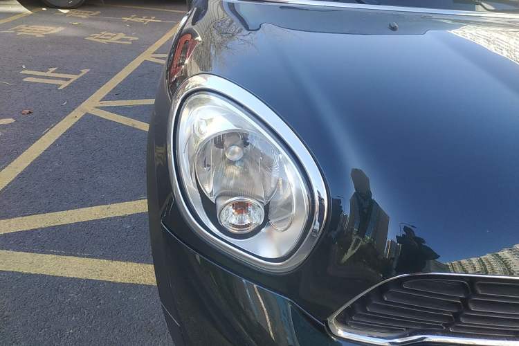 Used MINI Countryman 2012 1.6T COOPER S Right Front Headlight