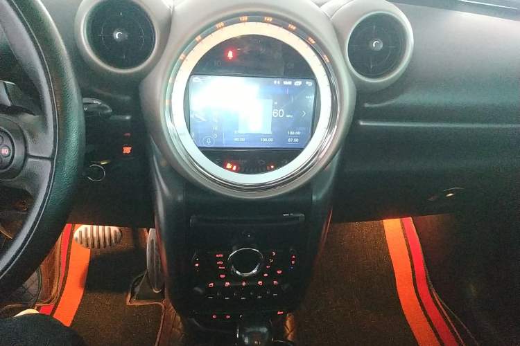 Used MINI Countryman 2012 1.6T COOPER S Audio And AC Panel