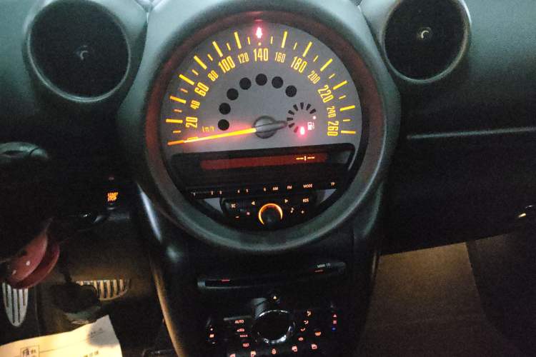 Used MINI Countryman 2012 1.6T COOPER S Audio And AC Panel