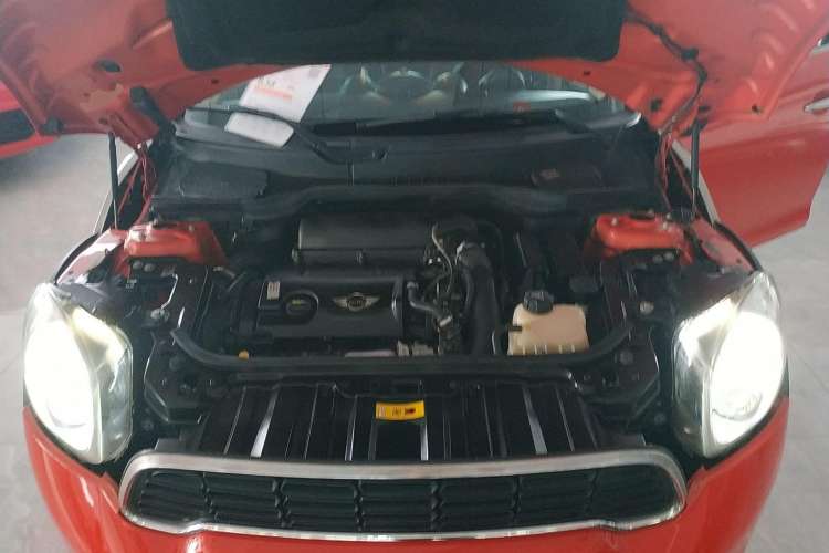 Used MINI Countryman 2012 1.6T COOPER S Engine Bay