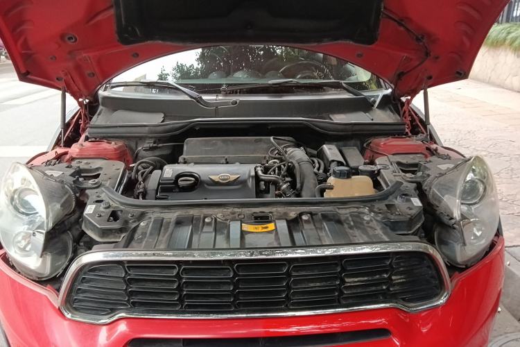 Used MINI Countryman 2012 1.6T COOPER S Engine Bay