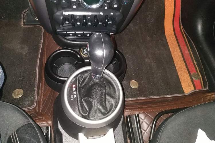 Used MINI Countryman 2012 1.6T COOPER S Gear Lever