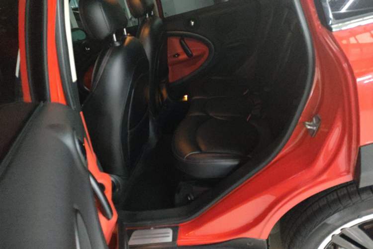Used MINI Countryman 2012 1.6T COOPER S Left Rear Seat