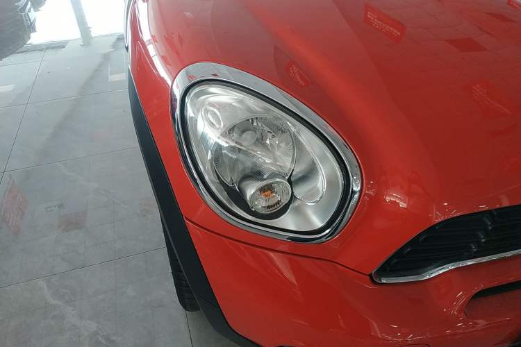 Used MINI Countryman 2012 1.6T COOPER S Right Front Headlight