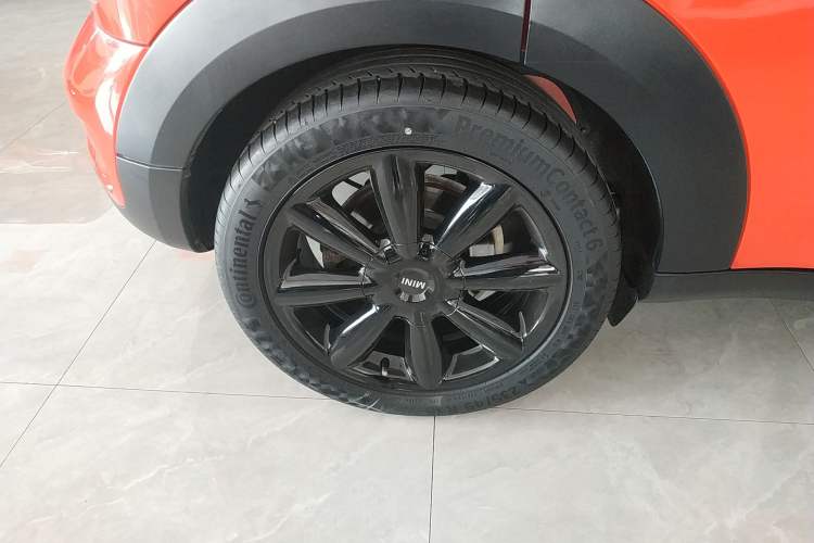 Used MINI Countryman 2012 1.6T COOPER S Right Rear Wheel Hub