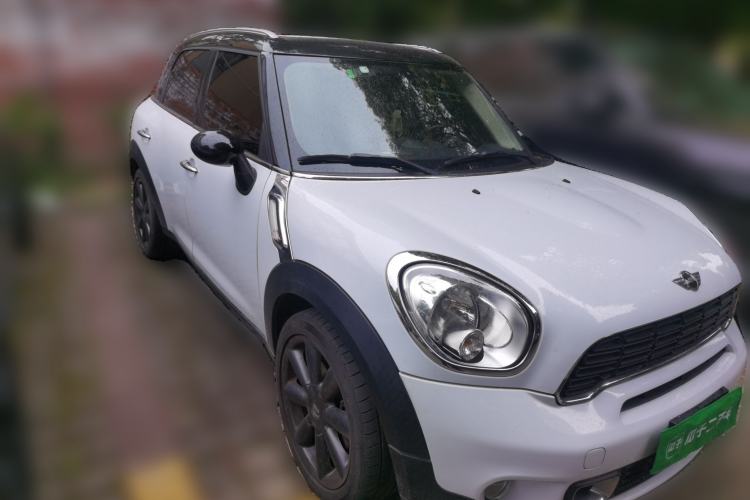 Used MINI Countryman 2012 1.6T COOPER S Front Right 45 Deg