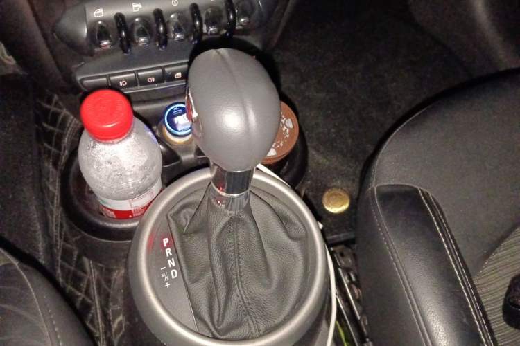 Used MINI Countryman 2012 1.6T COOPER S Gear Lever