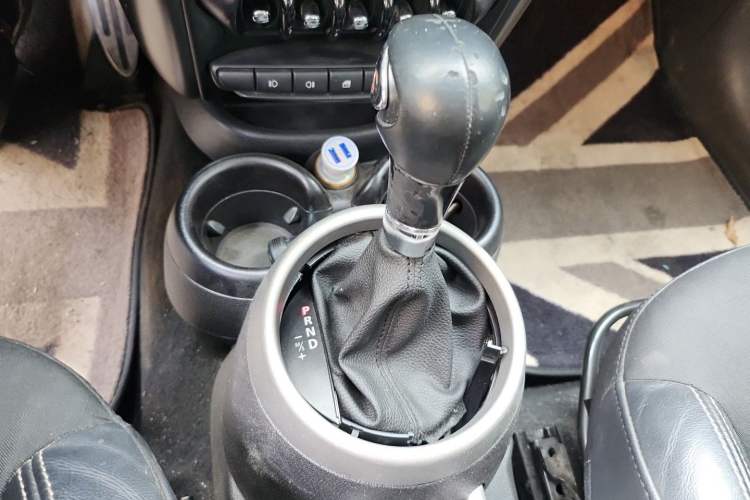 Used MINI Countryman 2012 1.6T COOPER S Gear Lever