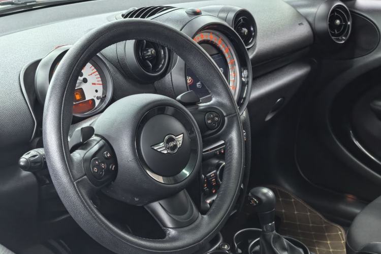 Used MINI Countryman 2012 1.6T COOPER S Interior 3