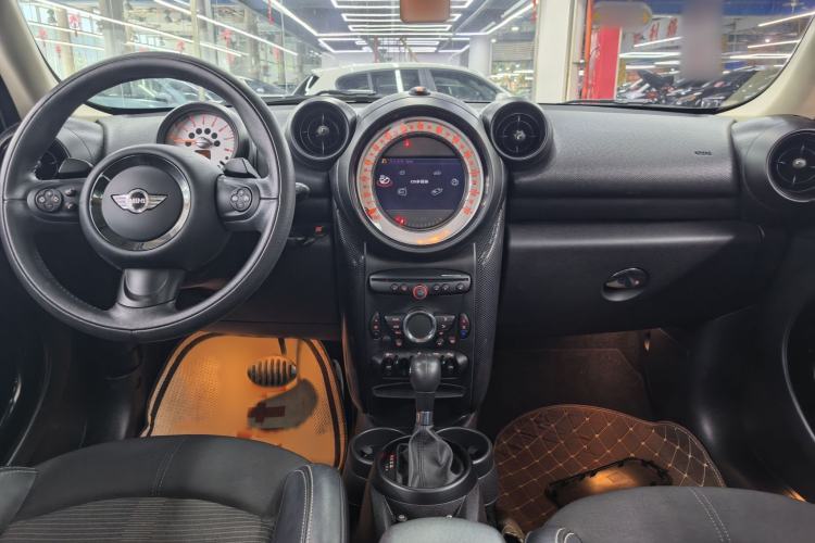 Used MINI Countryman 2012 1.6T COOPER S Interior 4