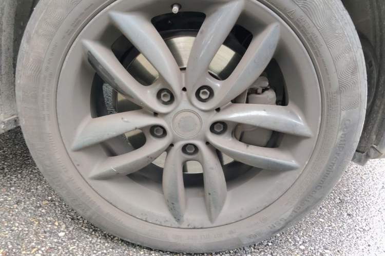 Used MINI Countryman  Right Front Wheel Hub