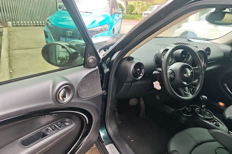 Used MINI Countryman 2013 1.6T COOPER ALL4 Excitement Driver Seat