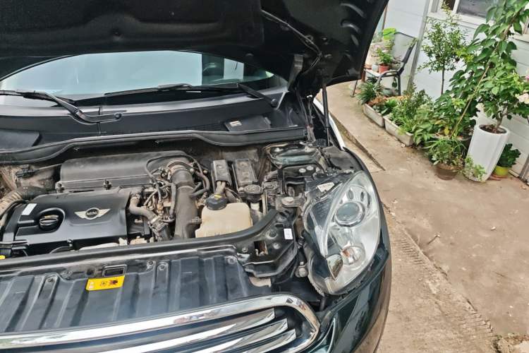 Used MINI Countryman 2013 1.6T COOPER ALL4 Excitement Engine Bay Left