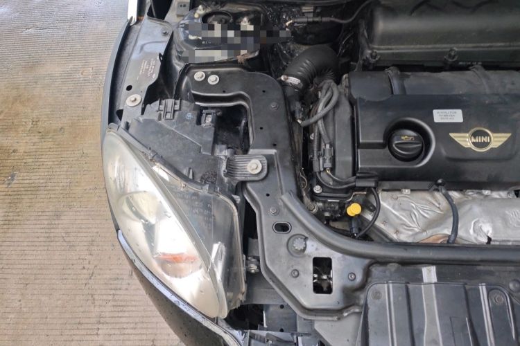 Used MINI Countryman 2013 1.6T COOPER ALL4 Fun Engine Bay Right