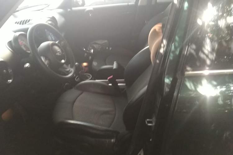 Used MINI Countryman 2013 1.6T COOPER ALL4 Fun Left Front Seat