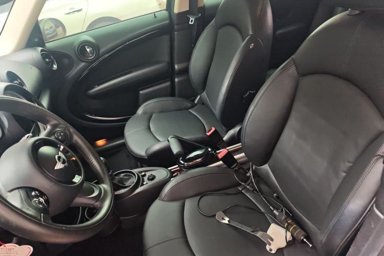 Used MINI Countryman 2013 1.6T COOPER ALL4 Excitement Left Front Seat