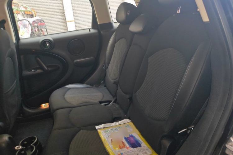 Used MINI Countryman 2013 1.6T COOPER ALL4 Fun Left Rear Seat