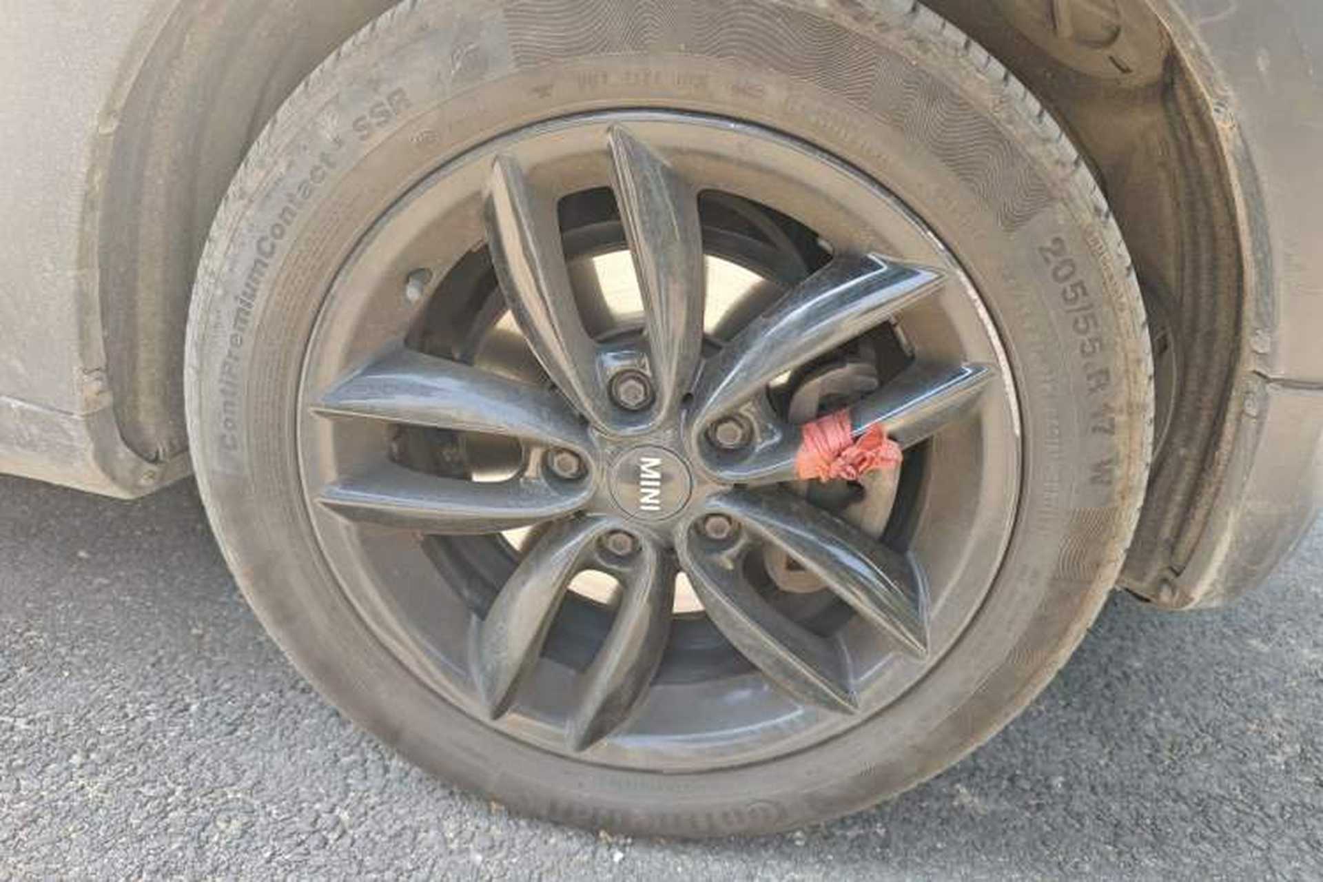 Used MINI Countryman 2013 1.6T COOPER ALL4 Fun Right Front Wheel Hub