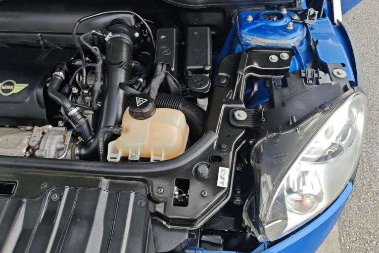 Used MINI Countryman 2013 1.6T COOPER ALL4 Excitement Engine Bay Left