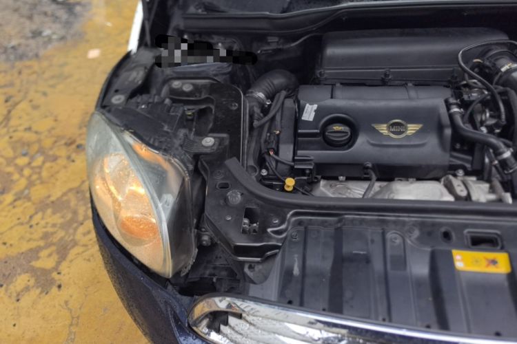 Used MINI Countryman 2013 1.6T COOPER ALL4 Fun Engine Bay Right