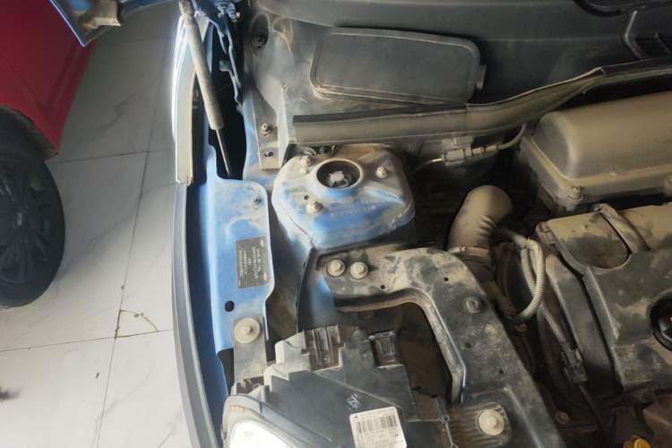 Used MINI Countryman  Engine Bay Right