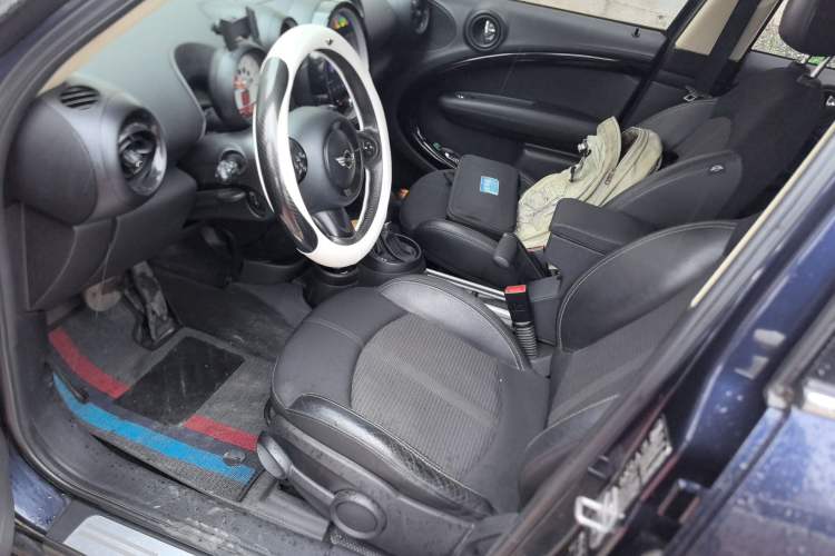 Used MINI Countryman 2013 1.6T COOPER ALL4 Fun Left Front Seat