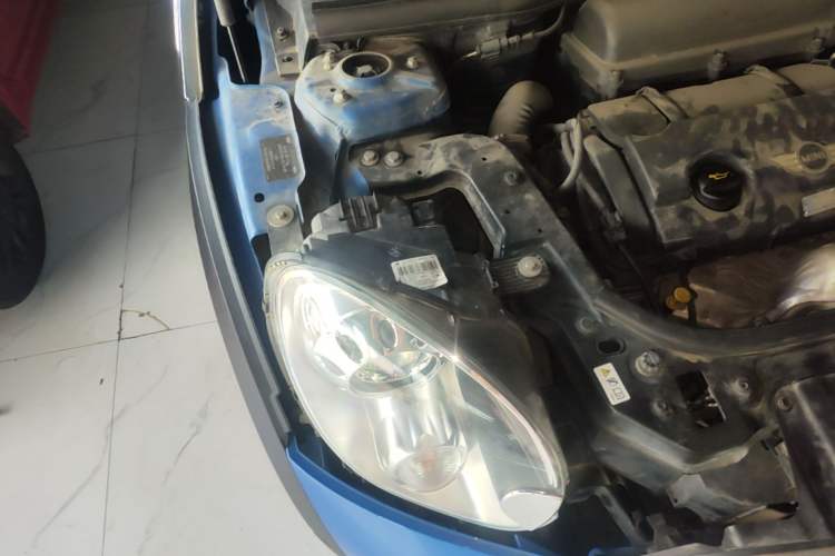 Used MINI Countryman  Right Front Headlight